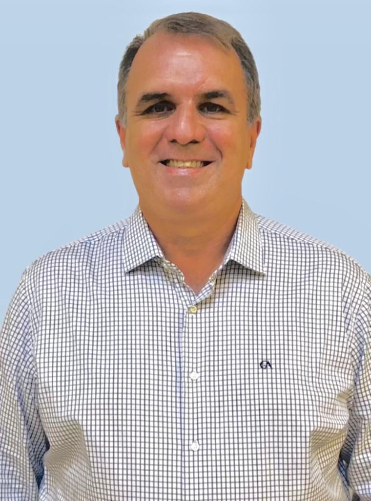 SETUR-ES - Perfil do Secretário