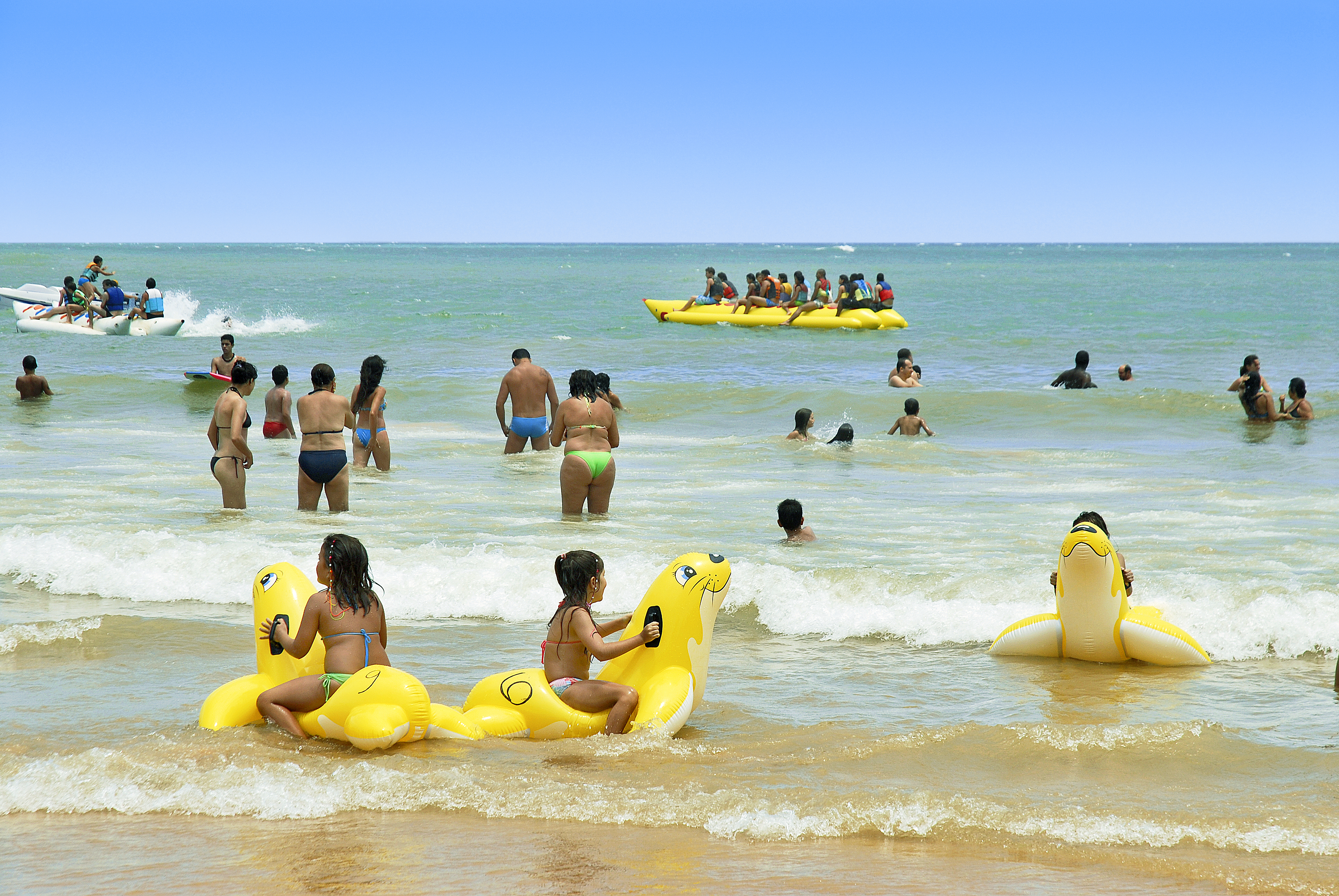 PRAIA DO CASTELHIANOS|||Fotógrafo:SETUR/Tadeu Bianconi