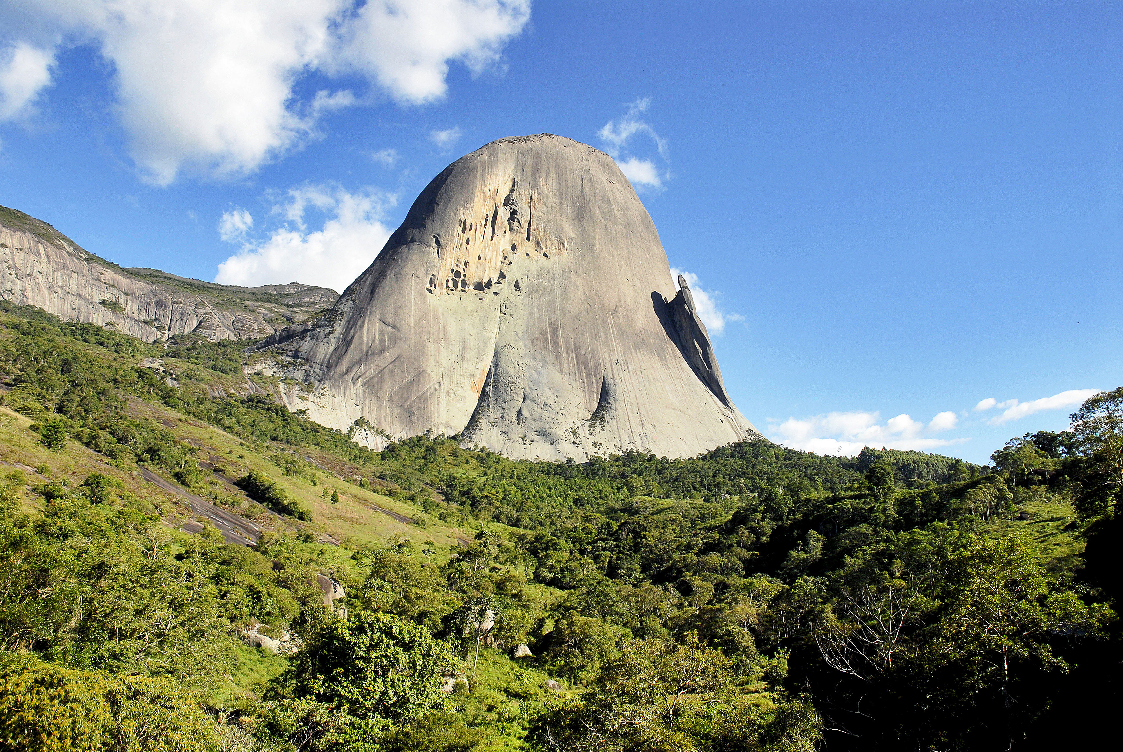 DOMIGOS MARTINS_PEDRA AZUL_DSC5338_Tadeu_Bianconi