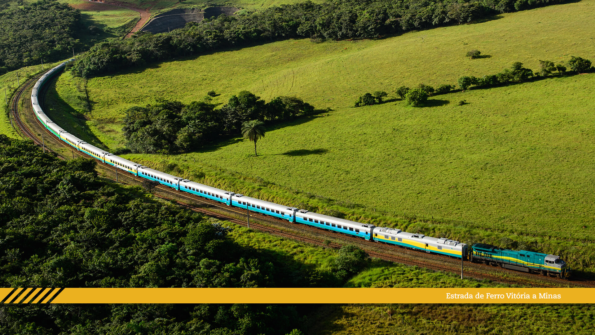 _brasil_PT_business_logistics_railways_Passenger-Train-Vitoria-Minas_Documents_Novo-EFVM_assets_img_thumbs-wallpaper_EFVM_wallpaper_02|||Fotógrafo:Ascom Vale