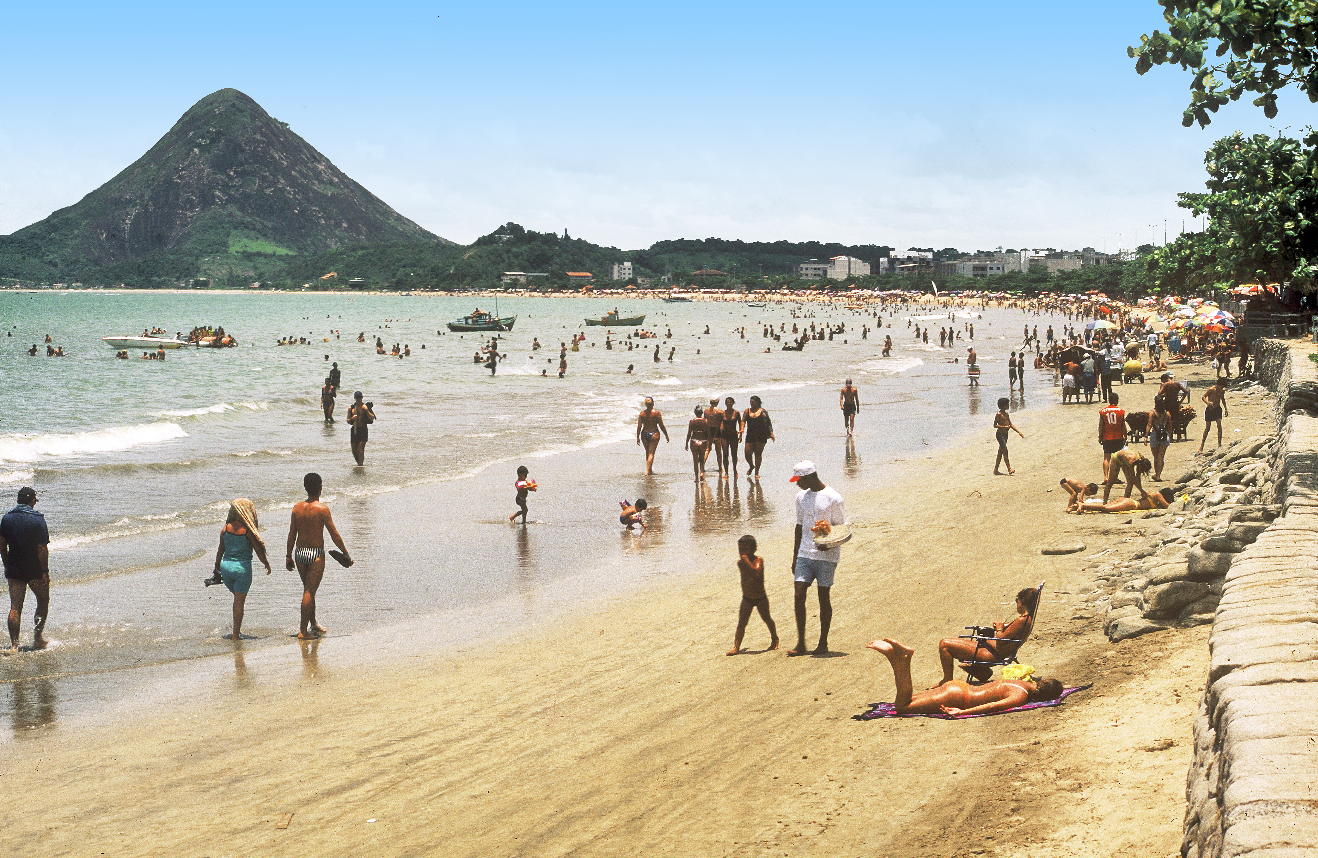 piuma_praia_monte agha_tadeu bianconi