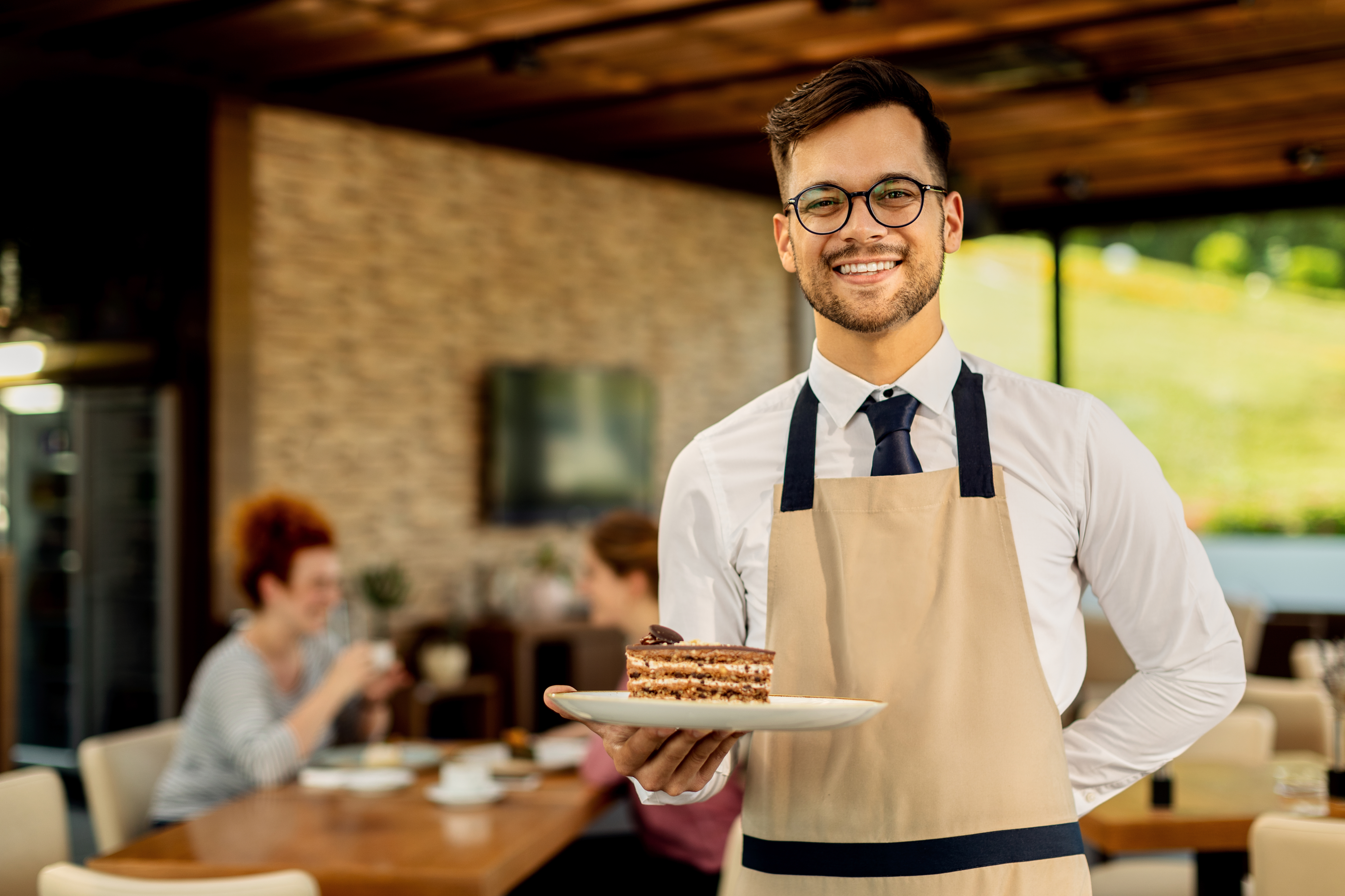 we-serve-best-cakes|||Fotógrafo:Freepik